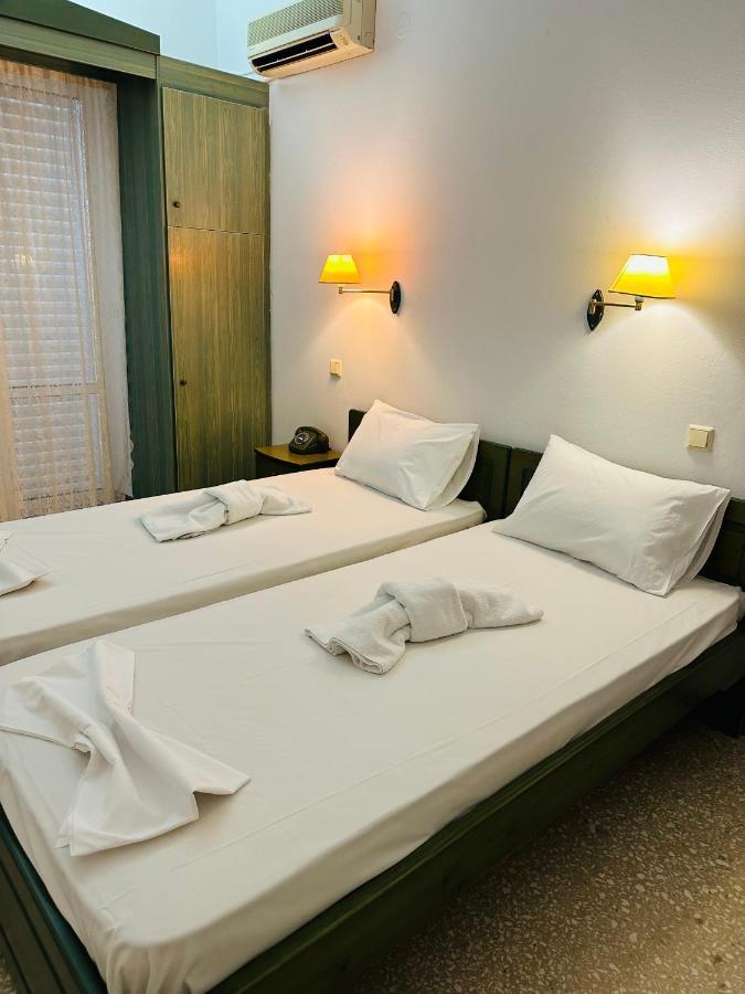 Ancora Hotel Poros Town エクステリア 写真